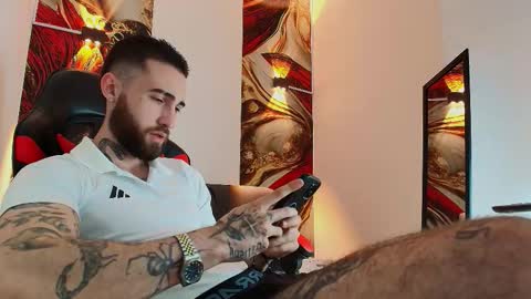 LUKE online show from October 2025 12:48:02 PM