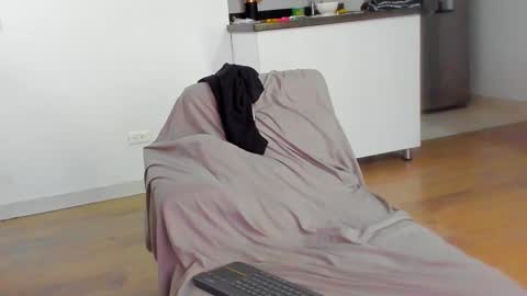 Snapshot of lukeglanton17 chatting on February 2026 11:17:01 AM Luke online show from February 2026 11:17:01 AM