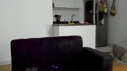 Snapshot of lukeglanton17 chatting on February 2026 10:25:02 AM Luke online show from February 2026 10:25:02 AM