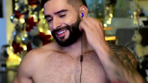 Lukhas f4f online show from December 2024 03:02:02 AM