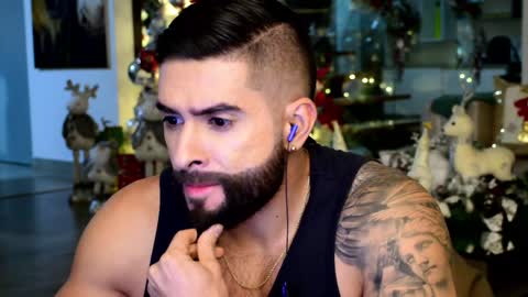 Lukhas f4f online show from January 2025 02:35:02 AM