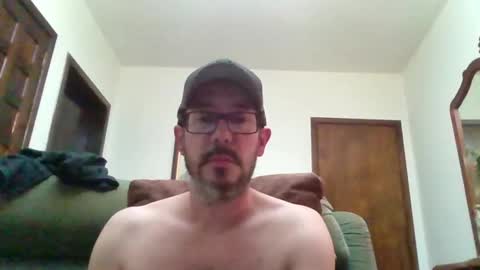 Snapshot of lukz88bigcock chatting on September 2025 01:06:01 AM Luke online show from September 2025 01:06:01 AM
