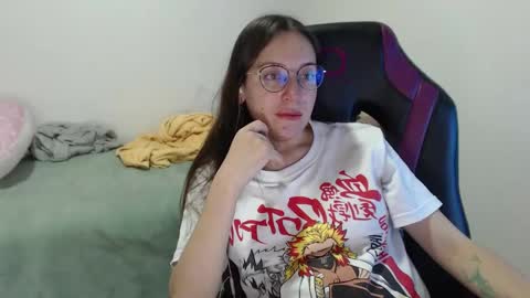 Vicky online show from December 2024 05:07:01 AM