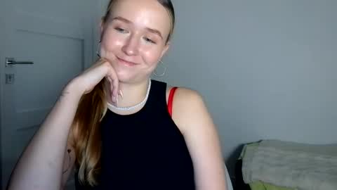 Snapshot of lulu_baby1 chatting on May 2026 04:56:02 PM Lulu Baby18 online show from May 2026 04:56:02 PM