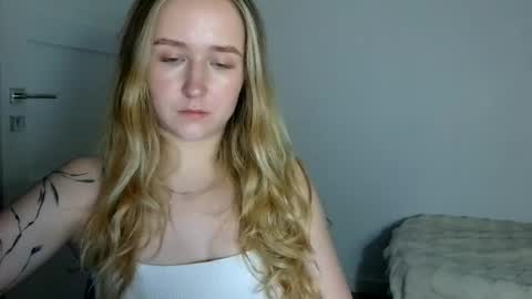 Snapshot of lulu_baby1 chatting on June 2026 07:50:01 PM Lulu Baby18 online show from June 2026 07:50:01 PM