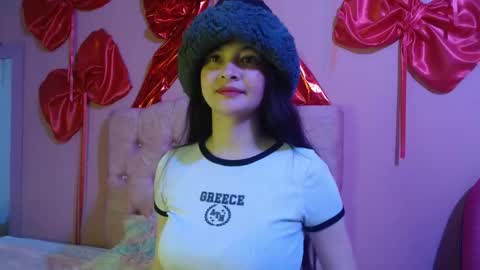 Snapshot of lulu_cm chatting on February 2026 04:03:02 PM lulu_cm online show from February 2026 04:03:02 PM