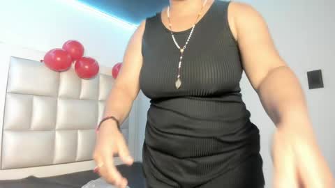 Snapshot of lulu_js_ chatting on May 2026 11:39:01 AM elizabeth online show from May 2026 11:39:01 AM
