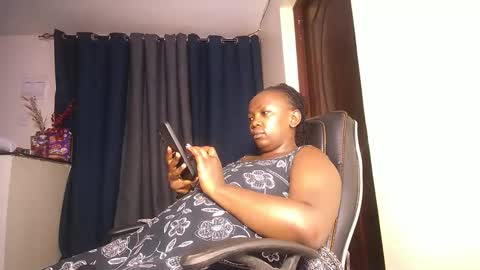 Snapshot of lulu_sparks1 chatting on February 2026 07:07:01 AM lulu_sparks1 online show from February 2026 07:07:01 AM