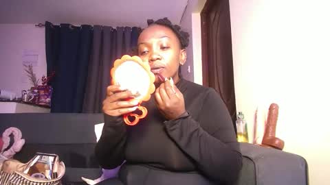 Snapshot of lulu_sparks1 chatting on February 2026 02:43:02 AM lulu_sparks1 online show from February 2026 02:43:02 AM