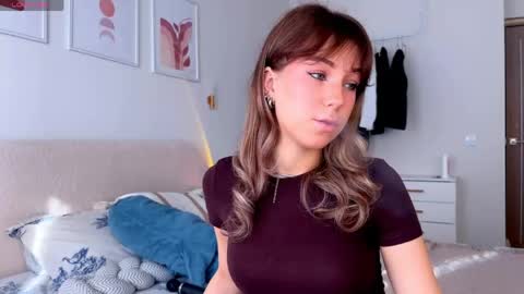 Snapshot of luluberryx chatting on May 2026 01:11:02 AM lulu berry online show from May 2026 01:11:02 AM
