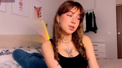 Snapshot of luluberryx chatting on May 2026 02:20:02 AM lulu berry online show from May 2026 02:20:02 AM
