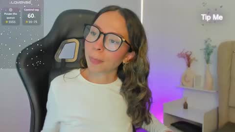 Snapshot of luluuberry chatting on November 2025 03:34:01 PM luluuberry online show from November 2025 03:34:01 PM