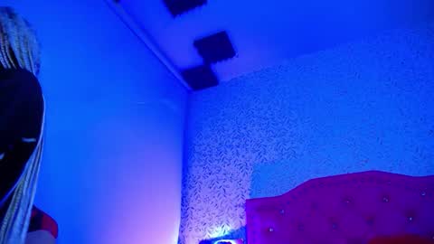 Luly online show from December 2025 03:24:02 AM