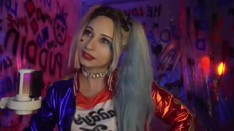 Snapshot of lumenova chatting on October 2025 12:20:02 AM Amelia online show from October 2025 12:20:02 AM