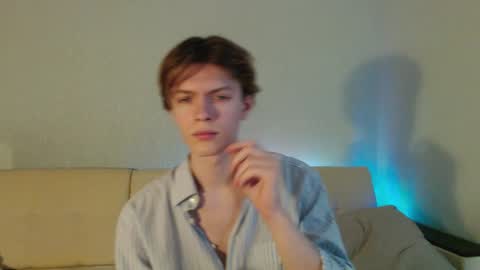 Snapshot of lumeris chatting on January 2025 11:51:01 AM Felix online show from January 2025 11:51:01 AM