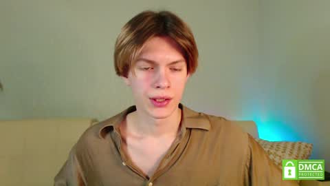 Snapshot of lumeris chatting on January 2025 05:00:02 AM Felix online show from January 2025 05:00:02 AM