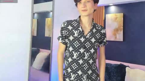 Snapshot of lumiernova chatting on May 2026 08:28:01 PM Lumier online show from May 2026 08:28:01 PM