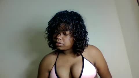 Snapshot of lumira_belle chatting on June 2026 10:54:02 AM lumira_belle online show from June 2026 10:54:02 AM