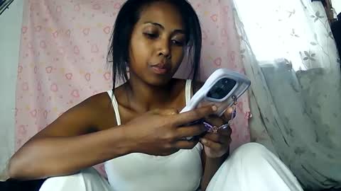 Snapshot of luna019 chatting on February 2025 12:11:01 PM Luna online show from February 2025 12:11:01 PM