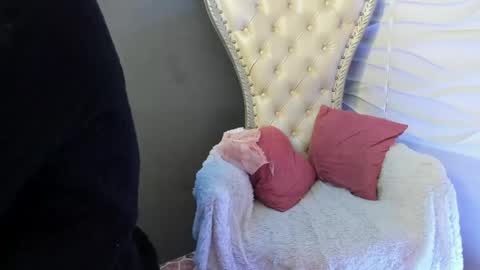 Snapshot of luna__cortez chatting on May 2026 03:13:01 AM Luna online show from May 2026 03:13:01 AM