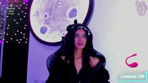luna_bella_23 online show from May 2026 05:59:02 AM