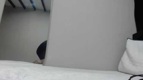 Snapshot of luna_bluebery chatting on September 2025 03:28:01 AM Luna--Blueberry online show from September 2025 03:28:01 AM