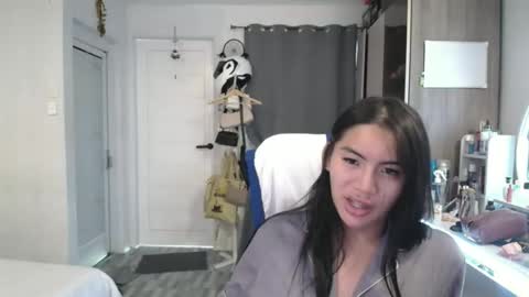 Luna Fox online show from May 2026 12:04:01 AM