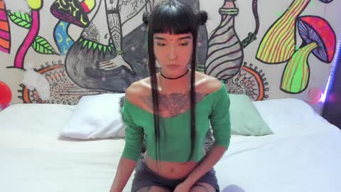 Snapshot of luna_gc chatting on December 2024 11:01:02 AM luna_gc online show from December 2024 11:01:02 AM