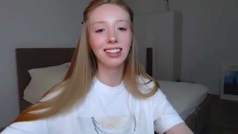 Snapshot of luna_insanity chatting on January 2025 09:47:01 PM Luna online show from January 2025 09:47:01 PM