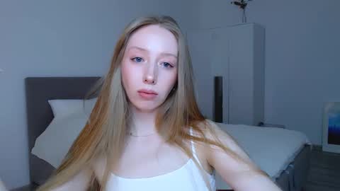 Snapshot of luna_insanity chatting on January 2025 09:16:01 PM Luna online show from January 2025 09:16:01 PM