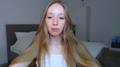 Snapshot of luna_insanity chatting on January 2025 12:09:01 AM Luna online show from January 2025 12:09:01 AM