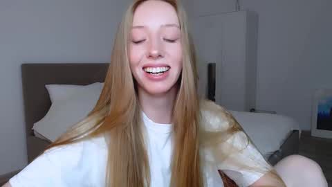Snapshot of luna_insanity chatting on January 2025 08:15:02 PM Luna online show from January 2025 08:15:02 PM