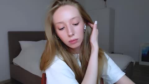 Snapshot of luna_insanity chatting on January 2025 02:19:01 AM Luna online show from January 2025 02:19:01 AM