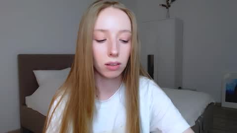 Snapshot of luna_insanity chatting on January 2025 11:32:01 PM Luna online show from January 2025 11:32:01 PM