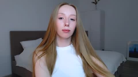 Snapshot of luna_insanity chatting on February 2025 10:00:01 PM Luna online show from February 2025 10:00:01 PM