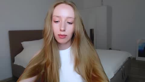 Snapshot of luna_insanity chatting on February 2025 10:09:01 PM Luna online show from February 2025 10:09:01 PM