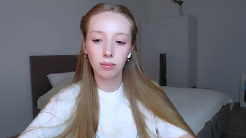 Snapshot of luna_insanity chatting on March 2025 10:21:01 PM Luna online show from March 2025 10:21:01 PM