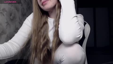 Luna online show from December 2024 08:21:02 PM