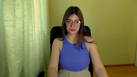 Snapshot of luna_lush_ chatting on June 2026 08:19:01 AM Luna online show from June 2026 08:19:01 AM