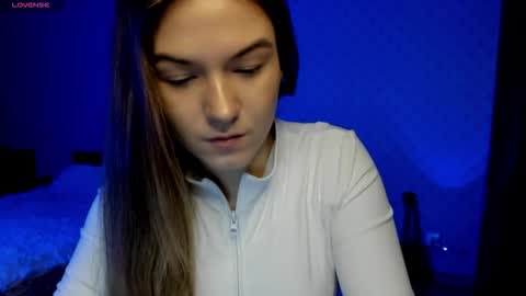 Luna online show from November 2025 03:56:01 AM