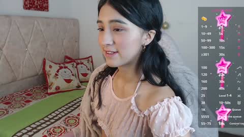 Snapshot of luna_roussee chatting on January 2025 10:26:01 PM luna_roussee online show from January 2025 10:26:01 PM