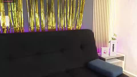 luna_sophya online show from September 2025 12:09:01 PM