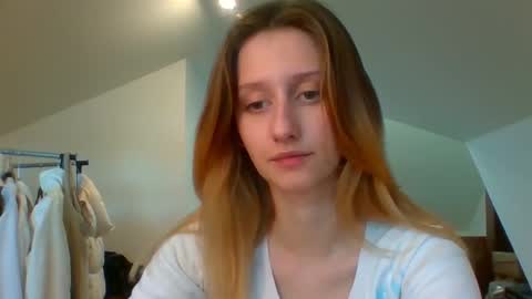 Snapshot of luna_xsensual chatting on January 2025 10:41:02 AM L U N A online show from January 2025 10:41:02 AM