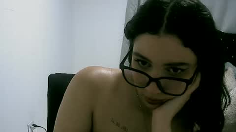 lunaa_sub online show from January 2025 03:53:01 AM