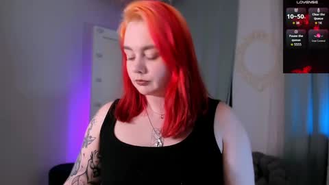 Snapshot of lunaali chatting on May 2026 09:12:02 PM Li online show from May 2026 09:12:02 PM