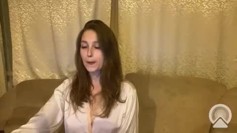 lunafeather online show from September 2025 05:03:02 PM