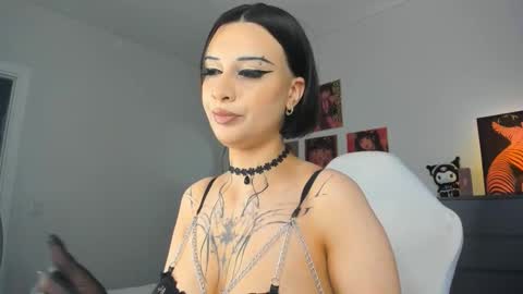 Luna online show from September 2025 04:16:01 AM