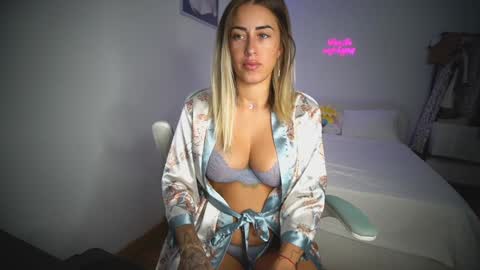 Laura online show from September 2025 08:51:02 AM