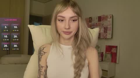 Luna online show from February 2026 07:01:01 PM