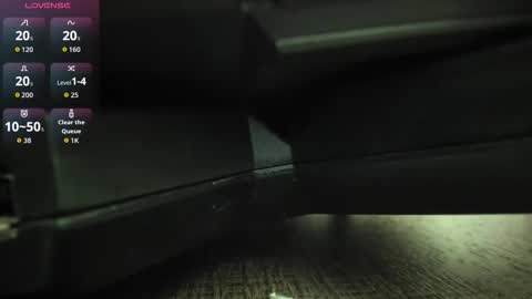 Aisha online show from September 2025 07:05:01 PM